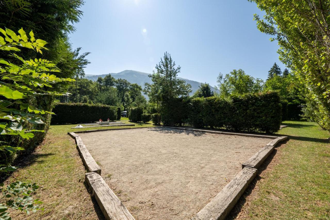 Отель Camping Le Rochetaillee Grandes Sables Экстерьер фото