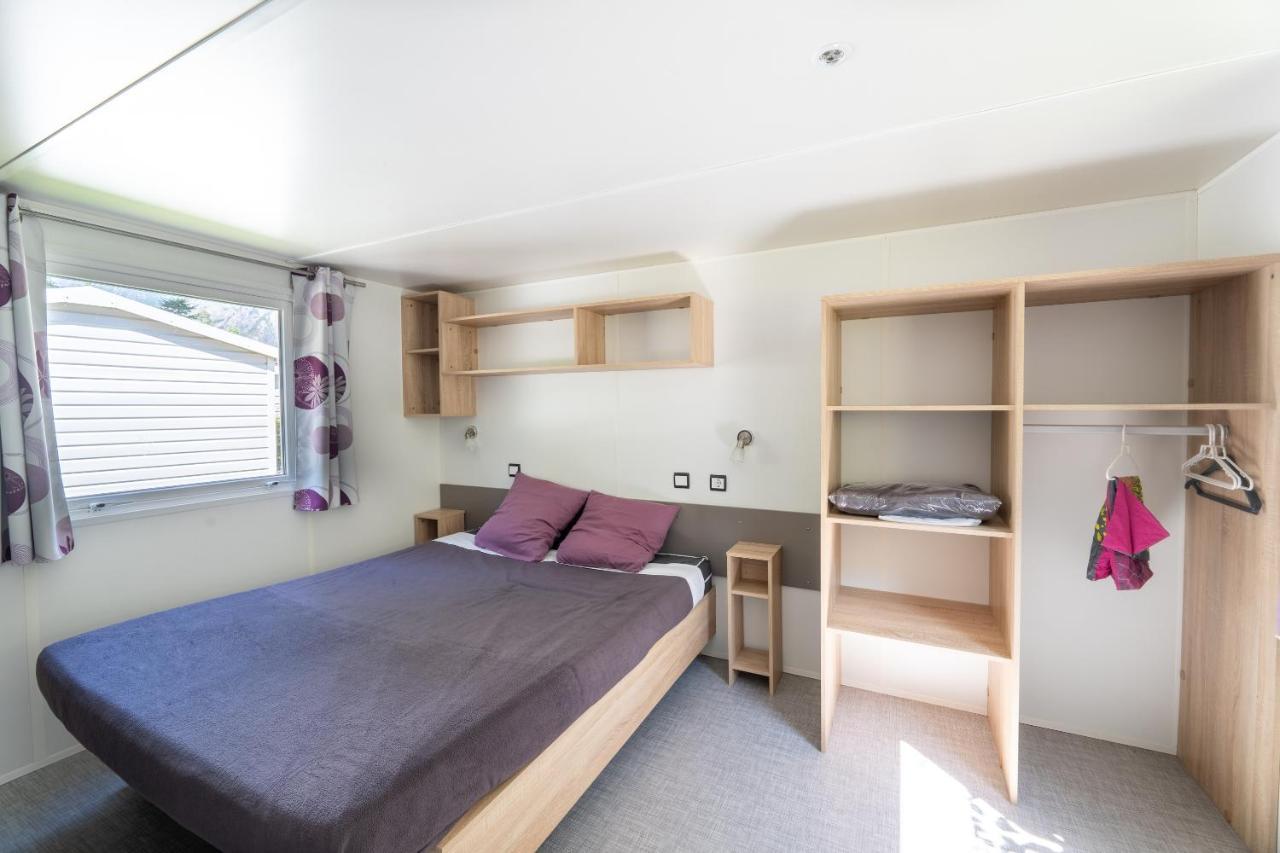 Отель Camping Le Rochetaillee Grandes Sables Экстерьер фото