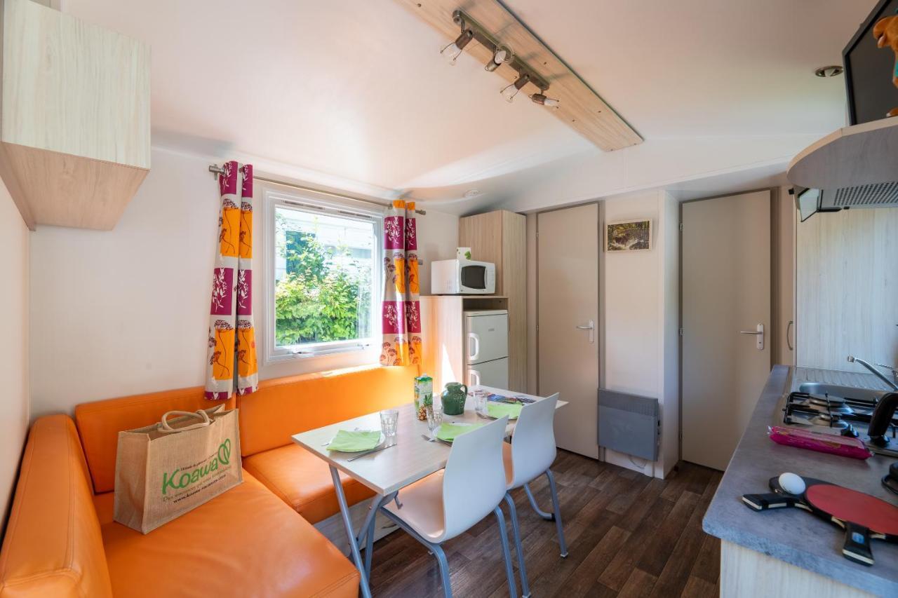 Отель Camping Le Rochetaillee Grandes Sables Экстерьер фото